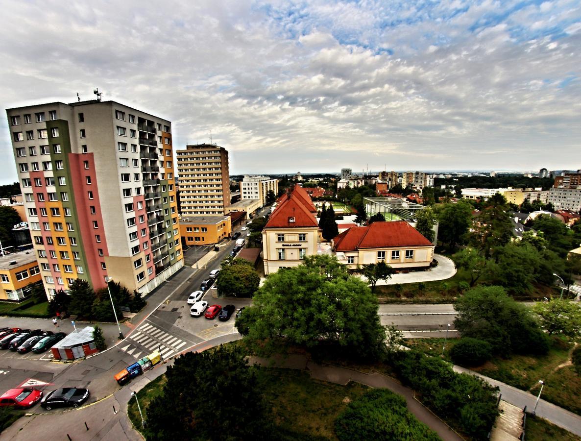 Eislerova Kolej Jarov Hostel Prague Luaran gambar